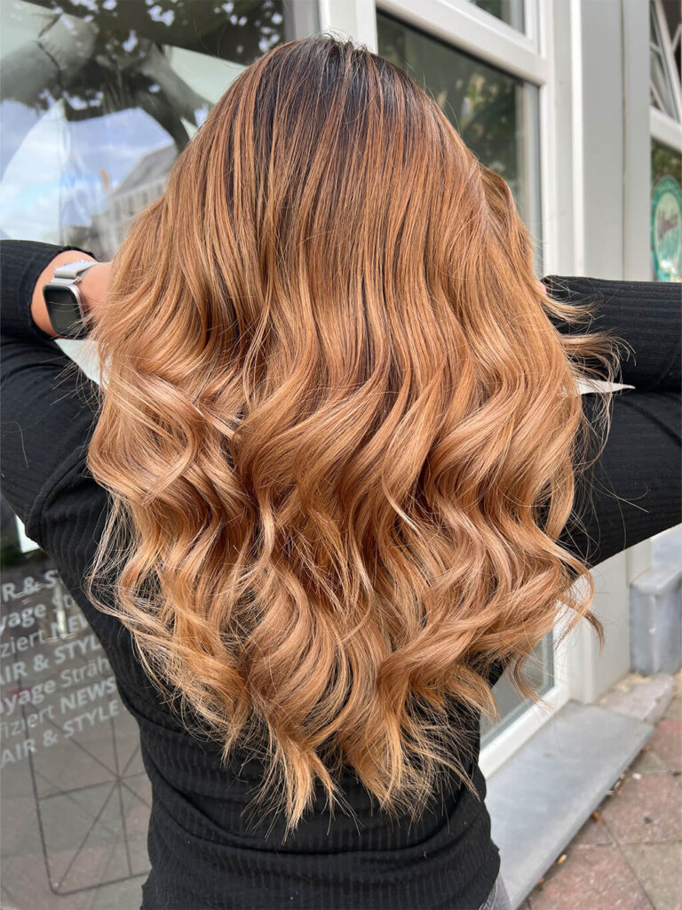 Straehnen-Kupfer-Blond